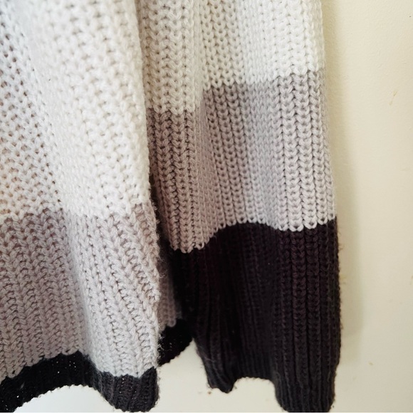 My Style Knit  Colour Block Women's plus Size Sweater. 2X - Picture 7 of 7